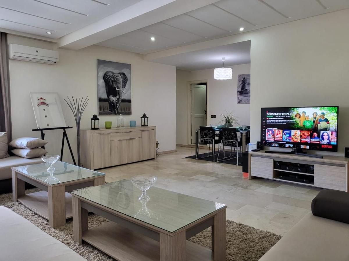 Luxury Spacious Midtown Apartment *