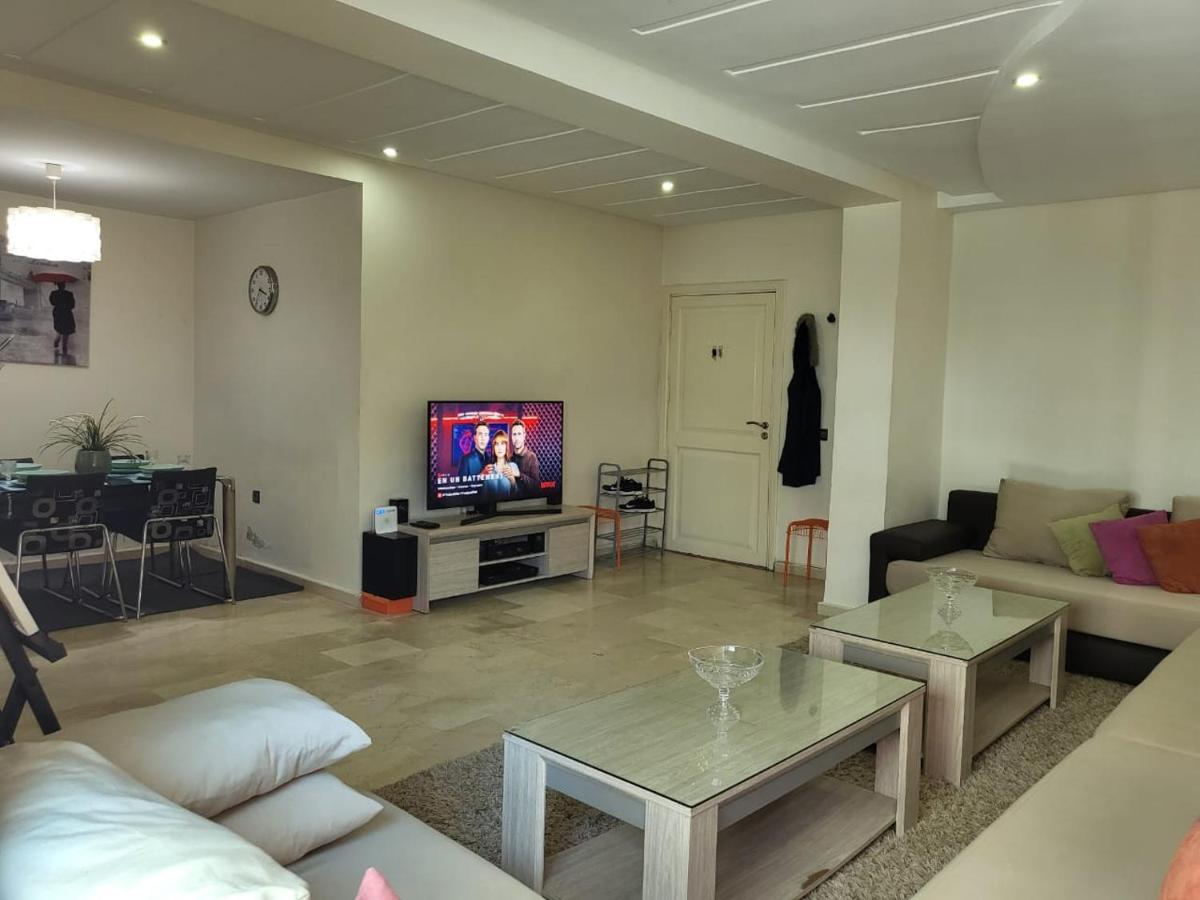 Luxury Spacious Midtown Apartment
